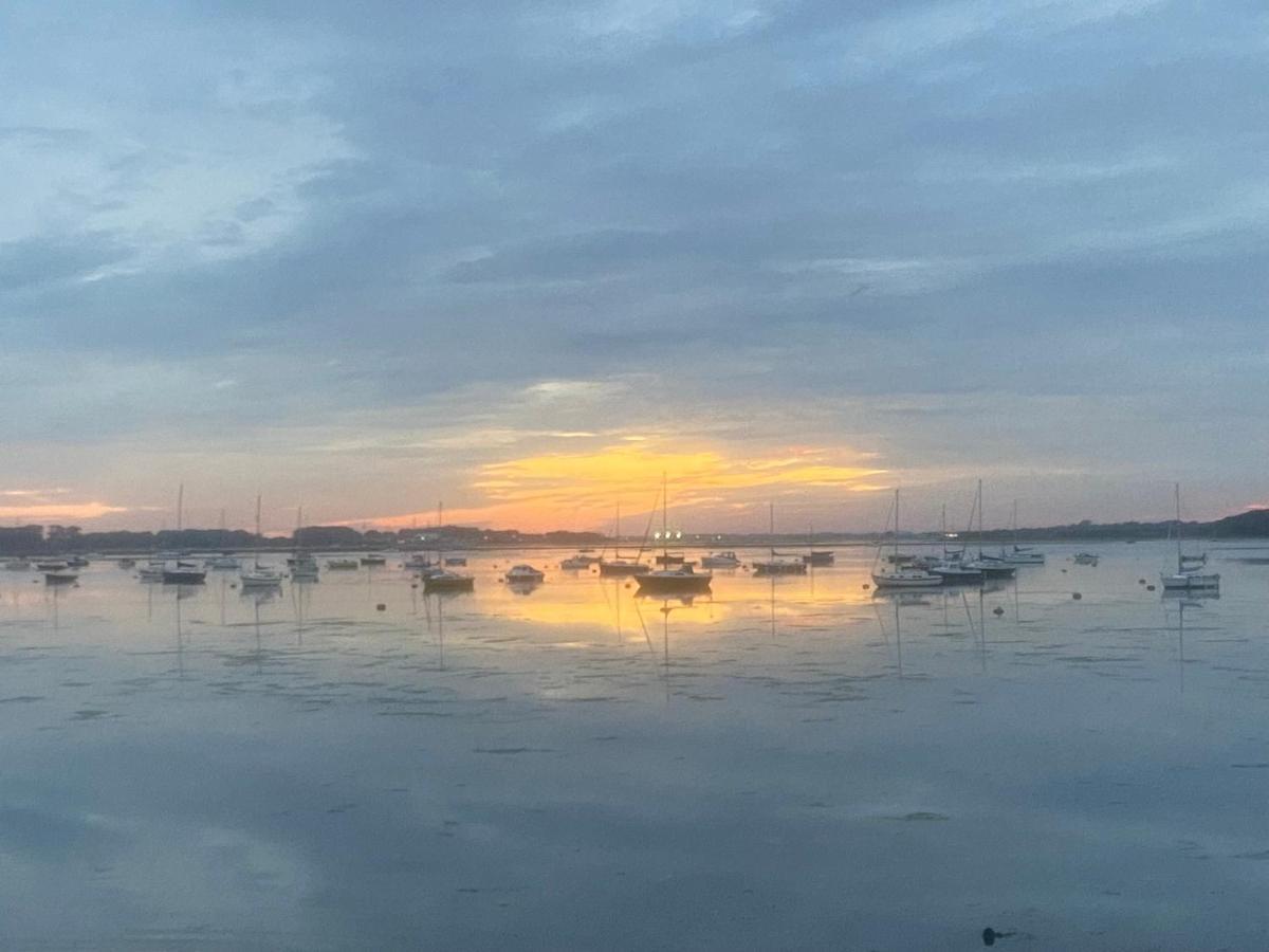 Kip 23 Jjs Emsworth Otel Dış mekan fotoğraf