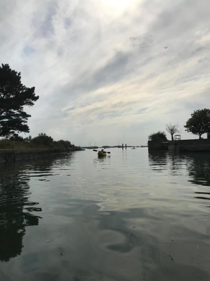 Kip 23 Jjs Emsworth Otel Dış mekan fotoğraf